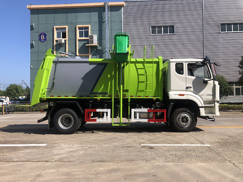 SCS5182TCAZZ6型餐廚垃圾車