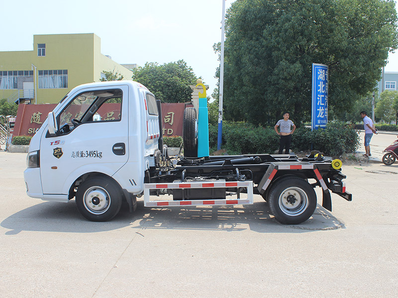 東風汽油途逸SCS5030ZXXEQ6車廂可卸式垃圾車