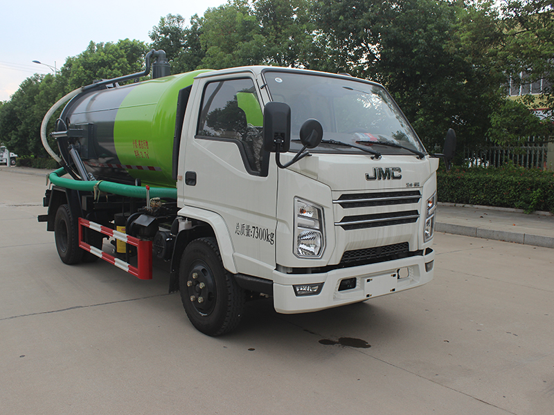 江鈴4方吸污車