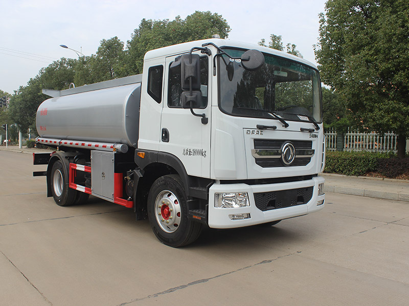 東風(fēng)D9多利卡11.9立方SCS5180GPGEQ6普通液體運輸車