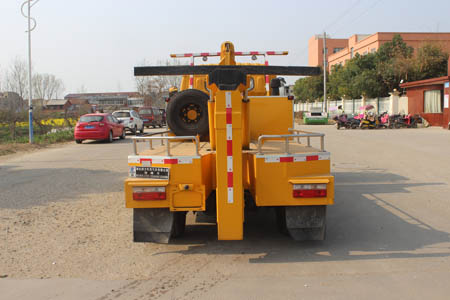 潤知星牌SCS5121TQZEQ6型清障車