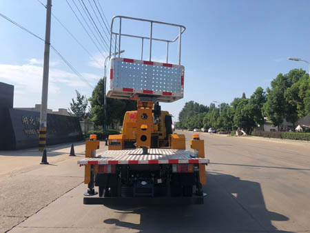 潤知星牌SCS5042JGKQL6型高空作業車