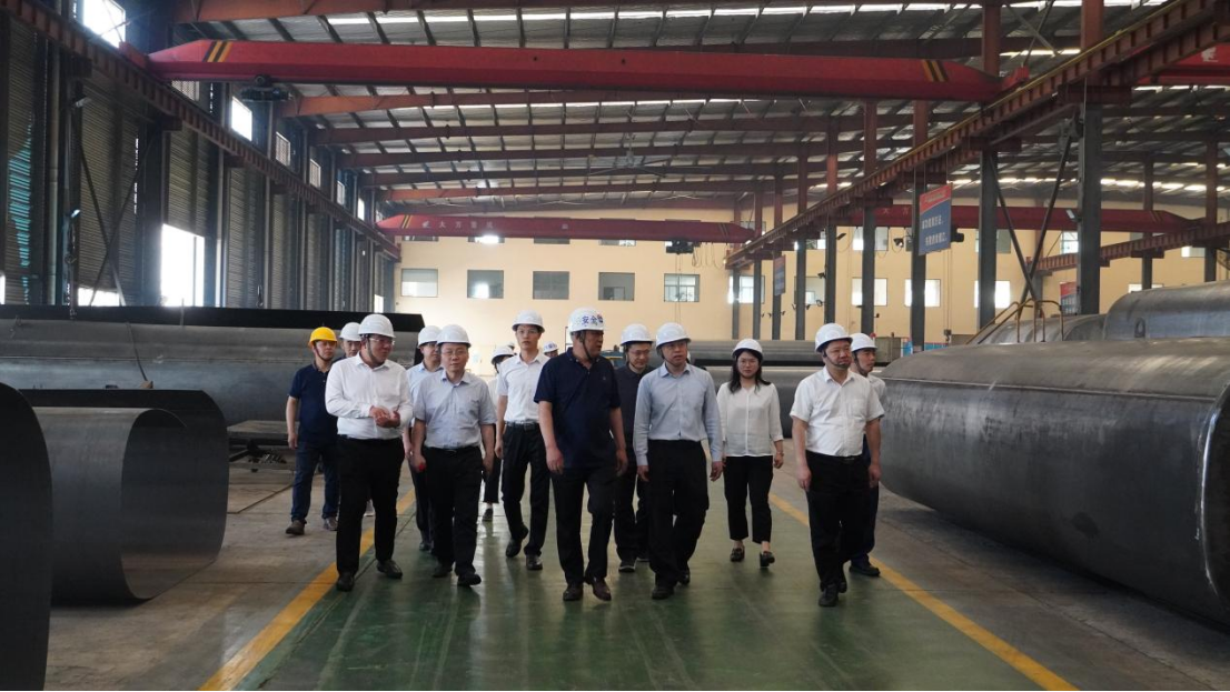 市場監(jiān)管總局調(diào)研組蒞臨湖北潤力專汽調(diào)研